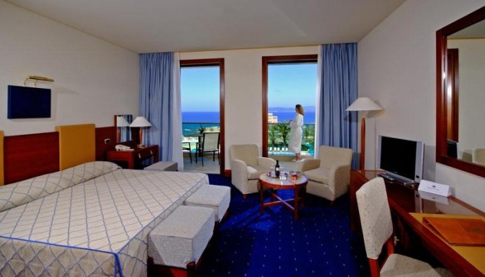 Carlos V Hotel poza 2