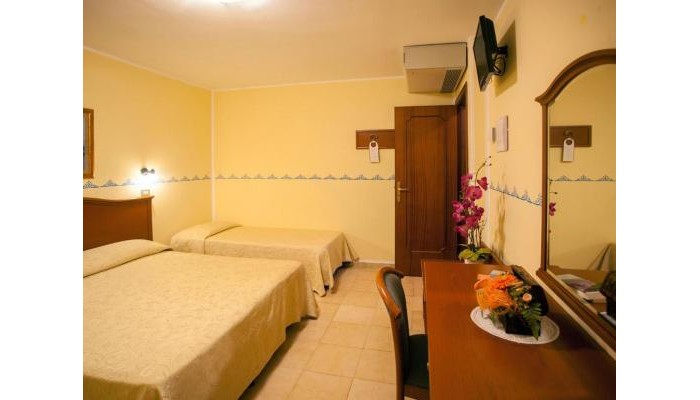 Hotel Amalfi poza 3