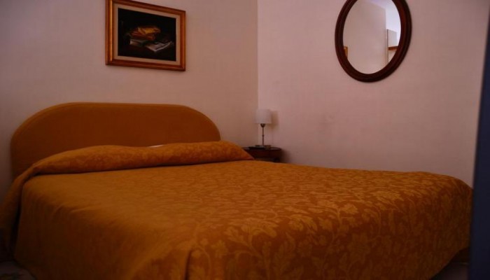 Hotel Nema poza 9