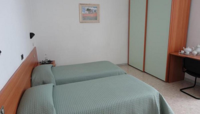 Hotel Riviera poza 3