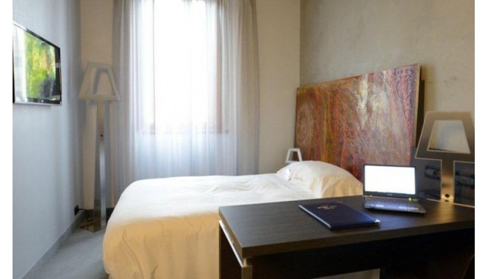 Arli Hotel Business And Wellness poza 18