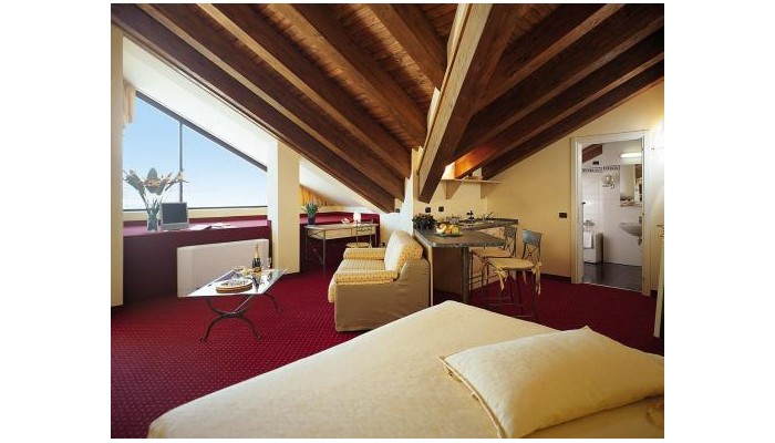 Art And Hotel poza 14