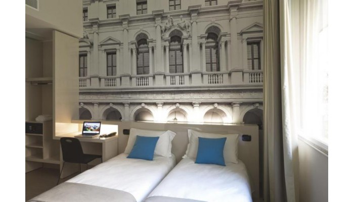 B And B Hotel Bergamo poza 4