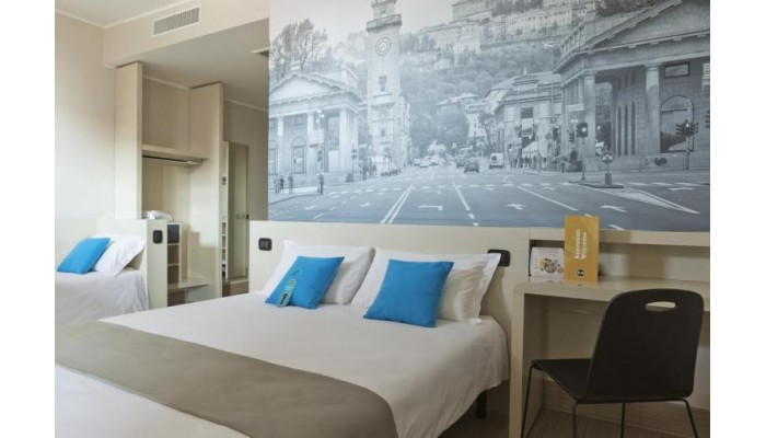 B And B Hotel Bergamo poza 6