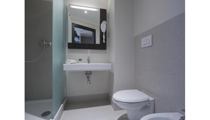 B And B Hotel Bergamo poza 14
