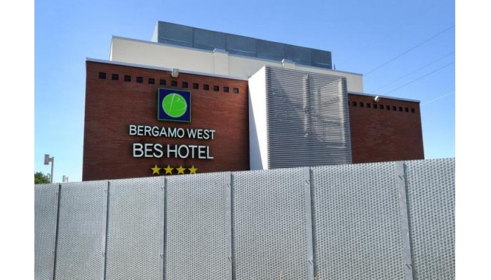 Bes Hotel Bergamo West (Ex Holiday Inn Express) poza 1