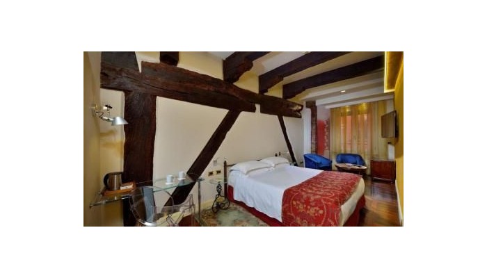 Art Hotel Commercianti poza 2