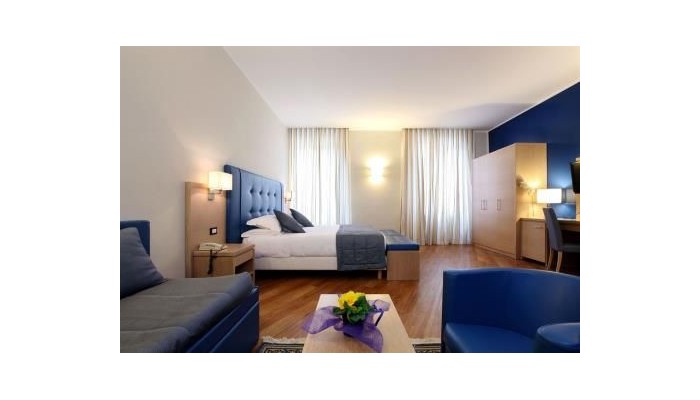 Hotel Accademia poza 16