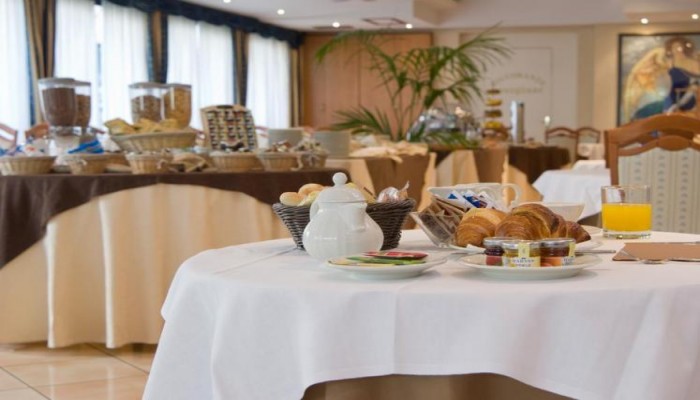 Hotel Amadeus poza 9