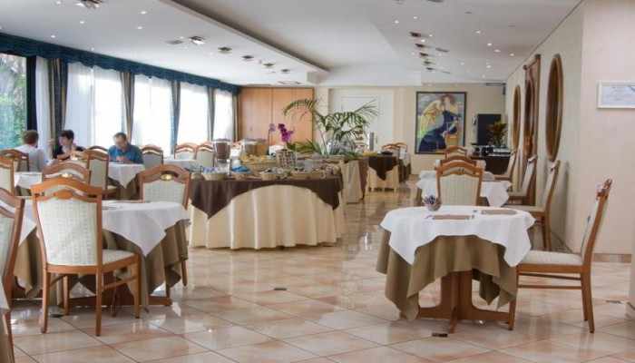 Hotel Amadeus poza 8