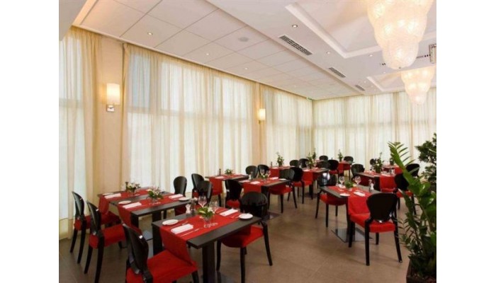 Hotel Cosmopolitan poza 2