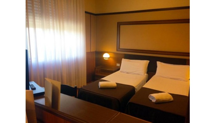 Hotel Grand Elite poza 4