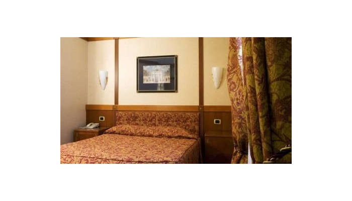 Hotel Nh Bologna De La Gare poza 9