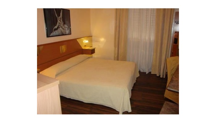 Hotel University poza 2