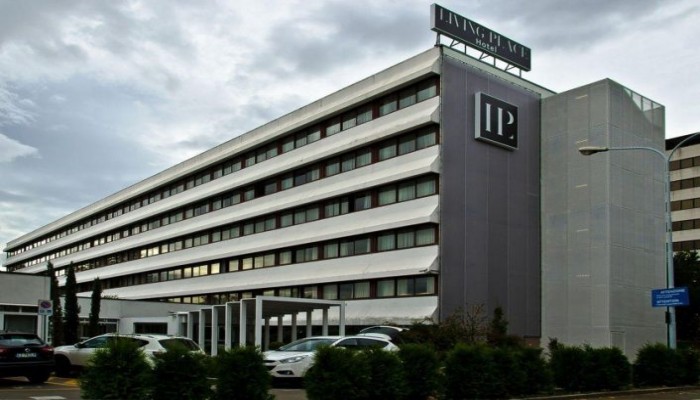 Living Place Hotel poza 0