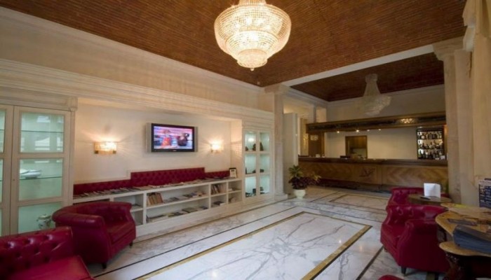Hotel Embassy poza 11