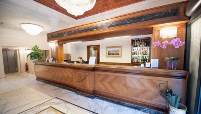 Hotel Embassy poza 13