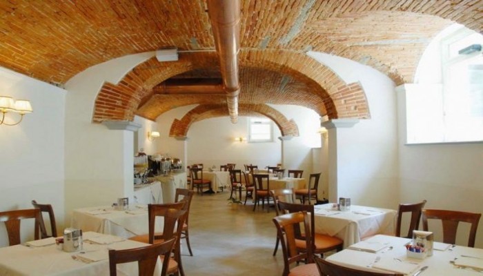 Hotel Embassy poza 2