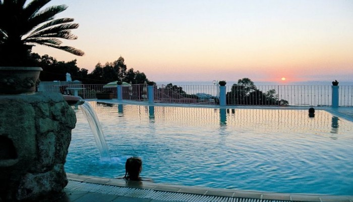 Carlo Magno Hotel poza 2