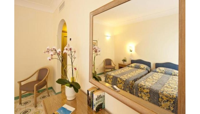 Hotel Continental Mare poza 1