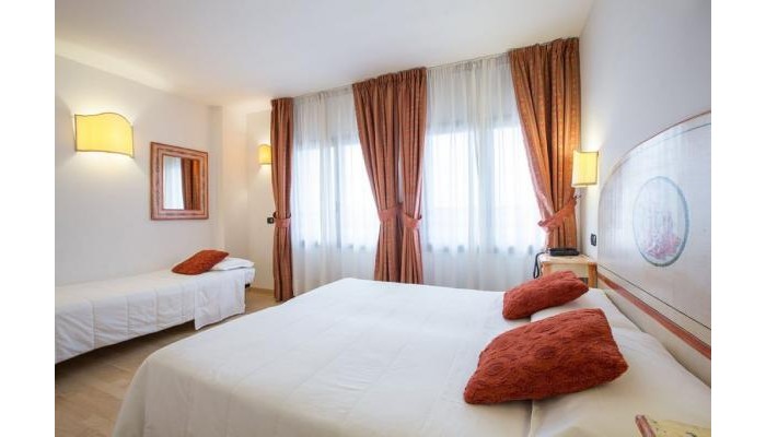 Hotel Ariston Mestre poza 3
