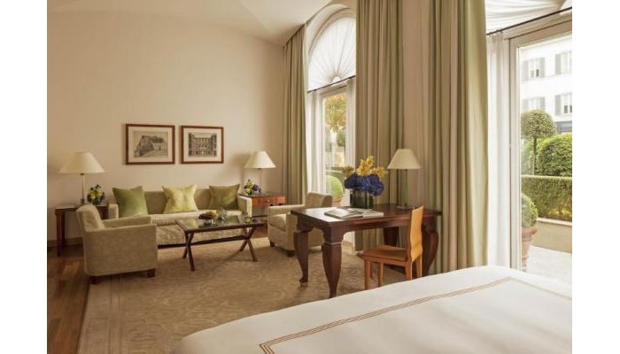Four Seasons Hotel Milano poza 8