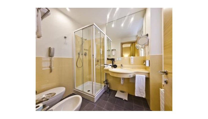 Hotel Holiday Inn Milan - Garibaldi Station poza 18