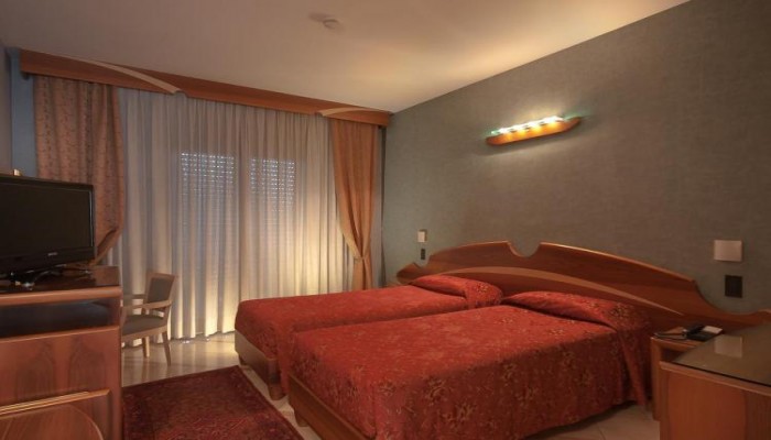 Hotel Sunflower poza 11