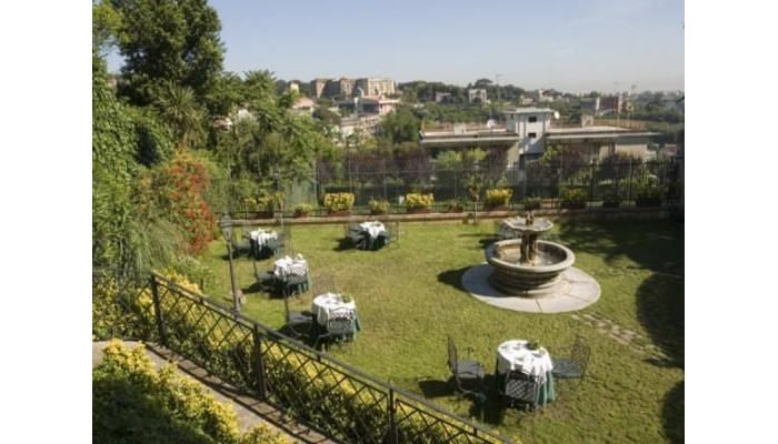 Culture Villa Capodimonte poza 3