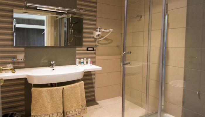 Eracle Hotel poza 10