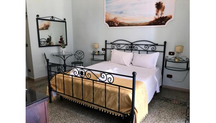 Hotel B And B Art Suite Principe Umberto poza 3