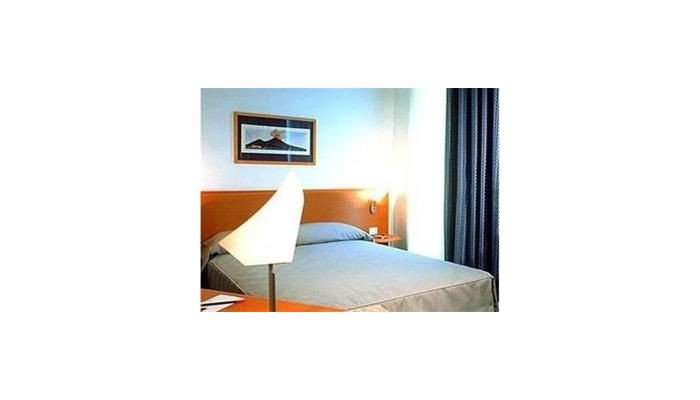 Poza pentru Hotel Ibis Styles Napoli Garibaldi 396-1472868222 Hotel Ibis Styles Napoli Garibaldi poza 6