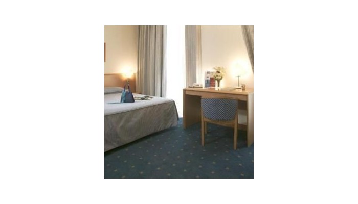 Poza pentru Hotel Ibis Styles Napoli Garibaldi 999-1472868220 Hotel Ibis Styles Napoli Garibaldi poza 4