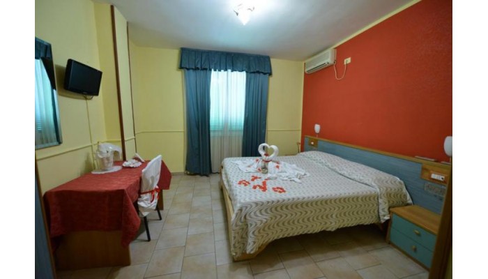 Hotel Martini poza 25