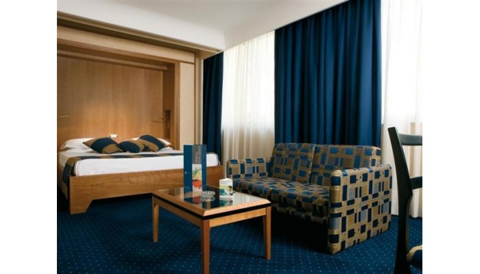 Hotel Royal Continental poza 3