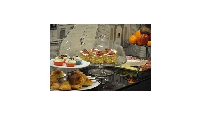 Hotel The Royals Experience poza 17