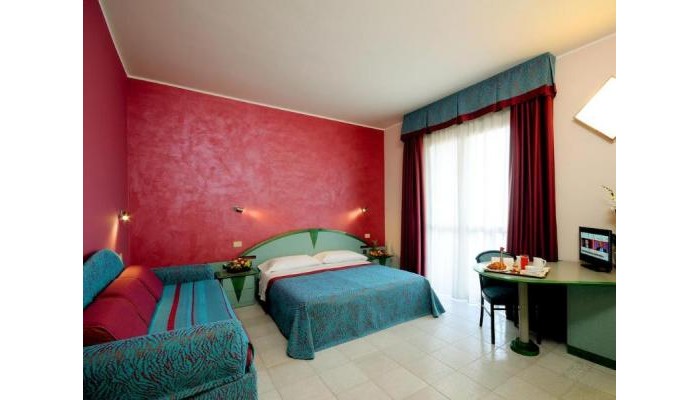 Hotel Serena Majestic poza 3