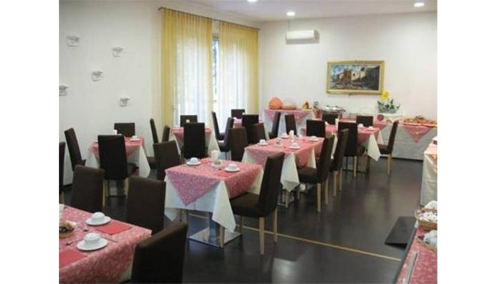 Club Meeting Hotel poza 7