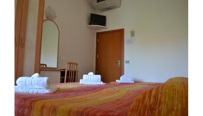 Hotel Apis poza 5