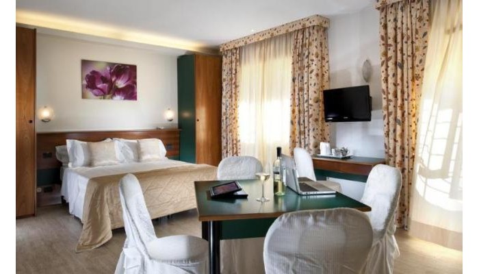 Hotel Astoria Suite poza 5
