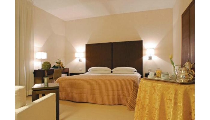 National Hotel poza 6
