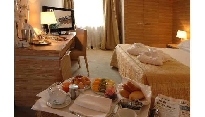Area Hotel poza 2