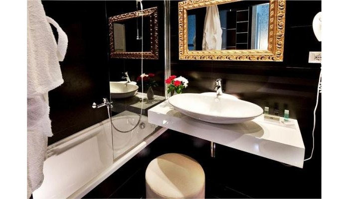 C - Hotels Fiume poza 5