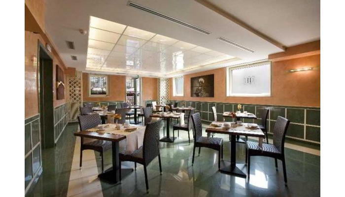 Diana Roof Garden Hotel poza 7