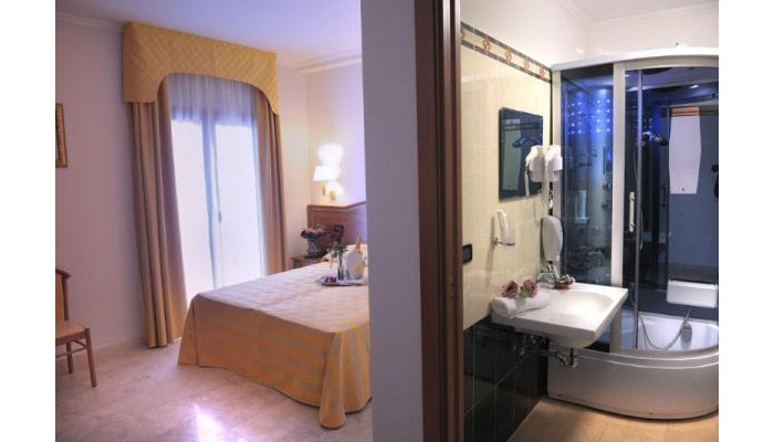Fashion Hotel poza 1