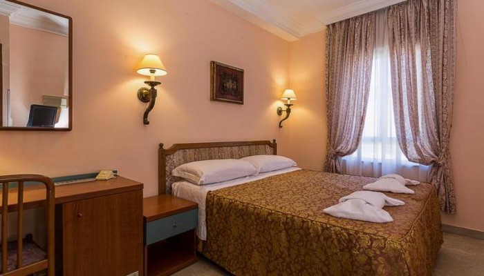 Hotel Center 3 poza 3