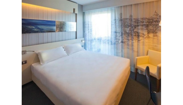 Hotel Ibis Styles Roma Eur poza 3
