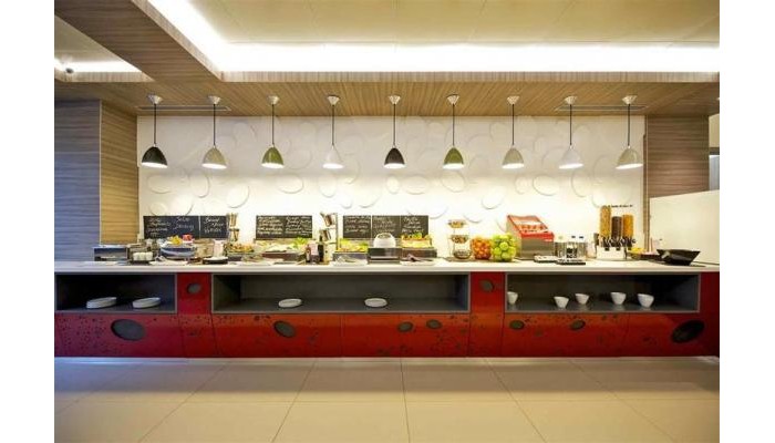 Hotel Mercure Roma Centro Colosseo poza 3