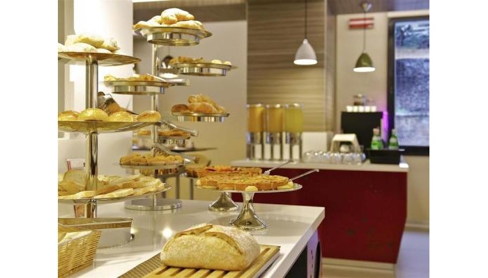 Hotel Mercure Roma Centro Colosseo poza 5