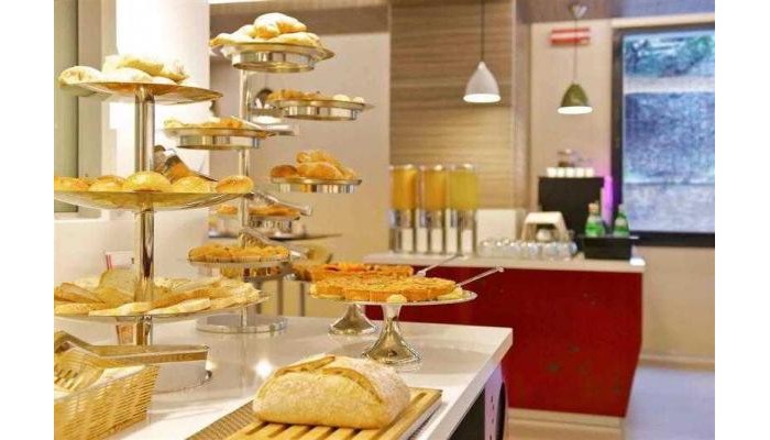 Hotel Mercure Roma Centro Colosseo poza 6